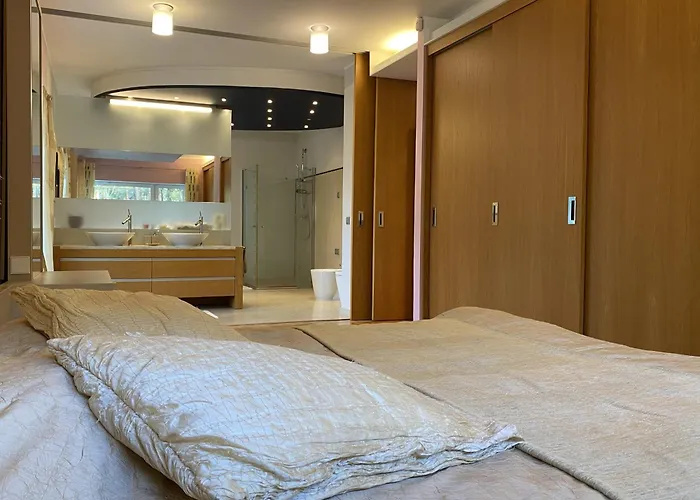 Kakumaee Raba - Puhkemaja Basseiniga Tallinnas Puhkemaja *