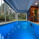 Kakumaee Raba - Puhkemaja Basseiniga Tallinnas