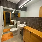 Kakumaee Raba - Puhkemaja Basseiniga Tallinnas 度假居