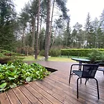 度假居 Kakumaee Raba - Puhkemaja Basseiniga Tallinnas 塔林