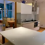 Kakumaee Raba - Puhkemaja Basseiniga Tallinnas * 塔林