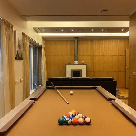 Kakumaee Raba - Puhkemaja Basseiniga Tallinnas * 塔林